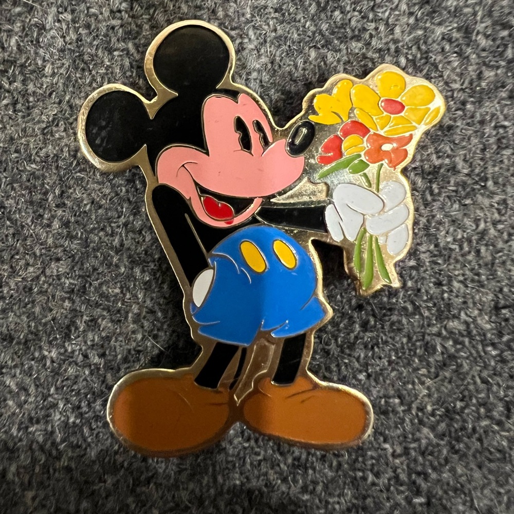 Vintage Disney Mickey Mouse Pin with Flowers
